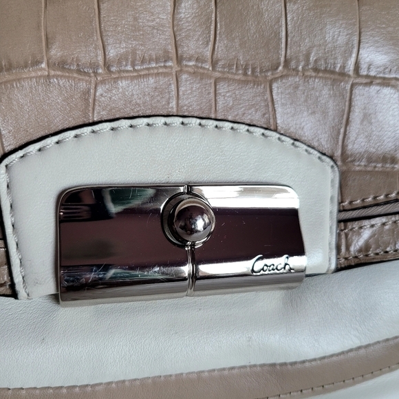 Coach Kristin Leather Satchel - Picture 14 of 15